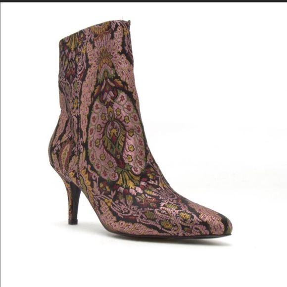 Misty Pearl Shoes - Women’s Boots, Heels